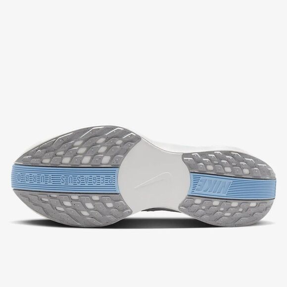 Nike Pegasus Plus Road Running Shoes - Picture 15 of 15